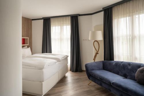 Boutiquehotel Thessoni Classic Zürich-Regensdorf & Residence Thessoni Home 350 m distance to mainbuilding