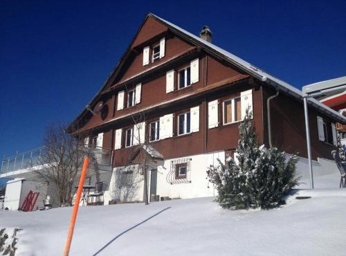 Gorgeous Alps and Lake View Studio